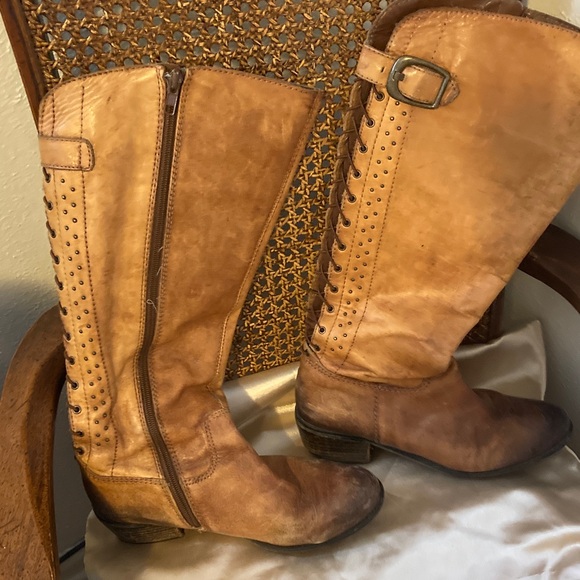 Arturo Chiang Brown Leather Heeled Boots - Picture 1 of 5